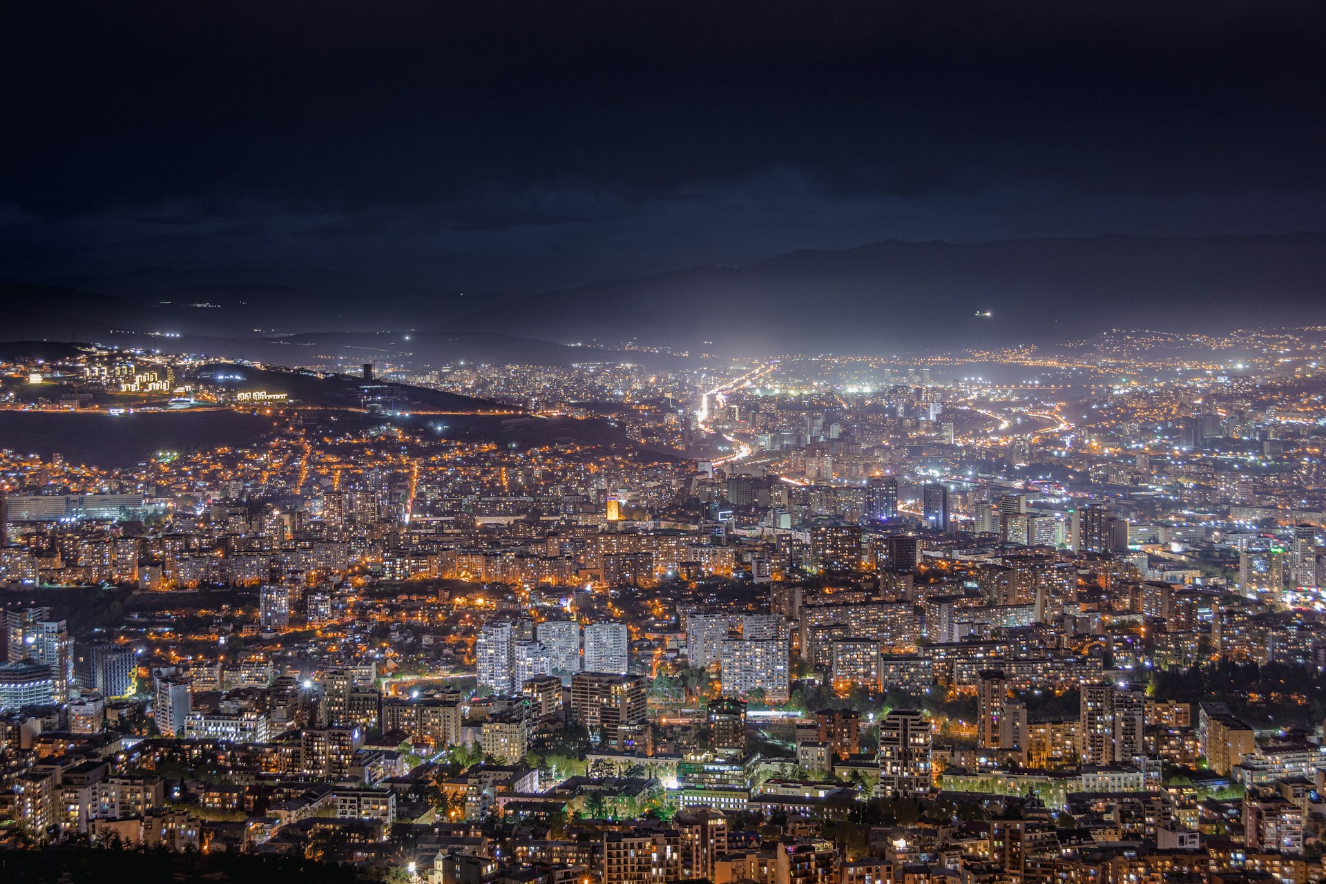 nikita ermilov TZGjt Vnni4 unsplash %sitename%